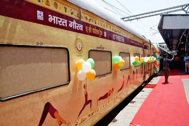 भारत गौरव टूरिस्ट ट्रेन से करें 4 ज्योतिर्लिंग और दिव्य दक्षिण की  आध्यात्मिक यात्रा, जानें टूर पैकेज और रूट प्लान