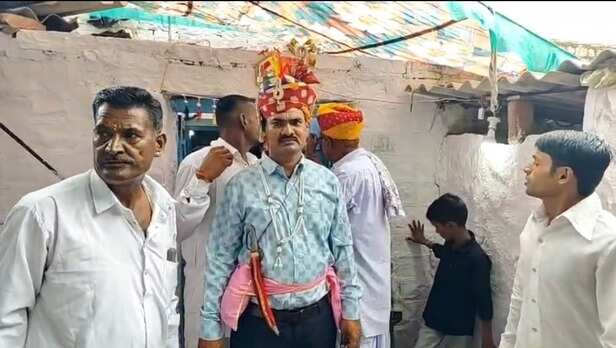 जेल में शादी