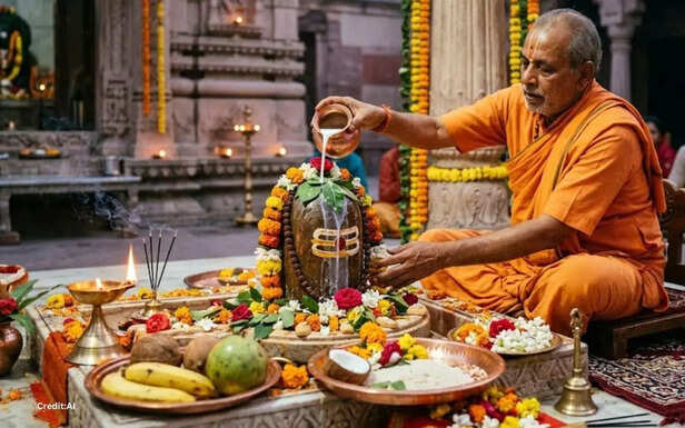 Sawan Som Pradosh Vrat: सावन में बनेगा सोम प्रदोष व्रत का महासंयोग