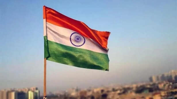 देश की आजादी से कुछ दिन पहले... ऐसे 22 जुलाई को भारतीय राष्ट्रीय ध्वज बना  था तिरंगा - National Flag Tiranga Adoption Day in India Today History all  you need to know - AajTak