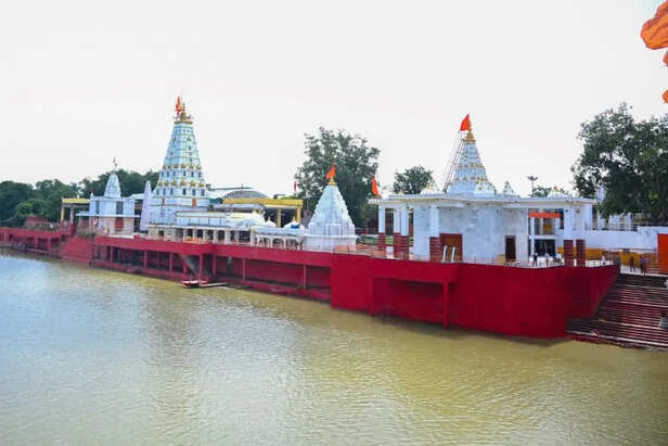 जानिए क्या है का 1500 साल पुराने अष्टमुखी पशुपतिनाथ मंदिर का इतिहास