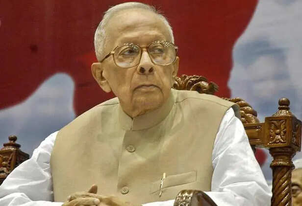 Know Some Lesser Known Facts About Jyoti Basu- जब स्‍कूल में एडमिशन के लिए  पिता ने बदला ज्‍योति बसु का नाम