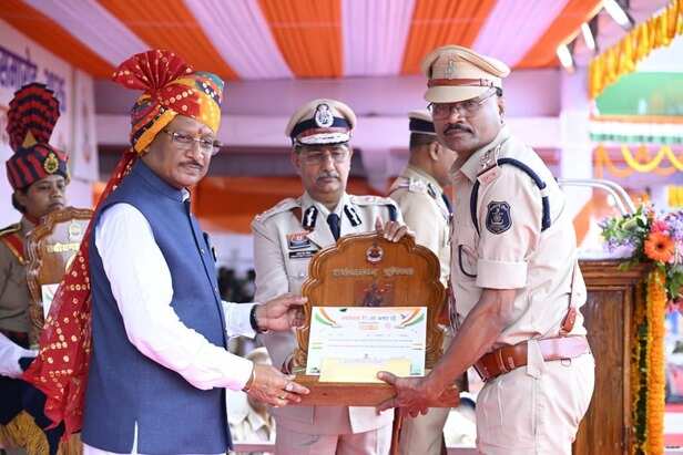स्वतंत्रता दिवस पर सम्मान