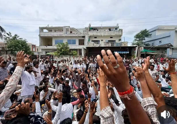 indore-farmers-karni-sena-protest
