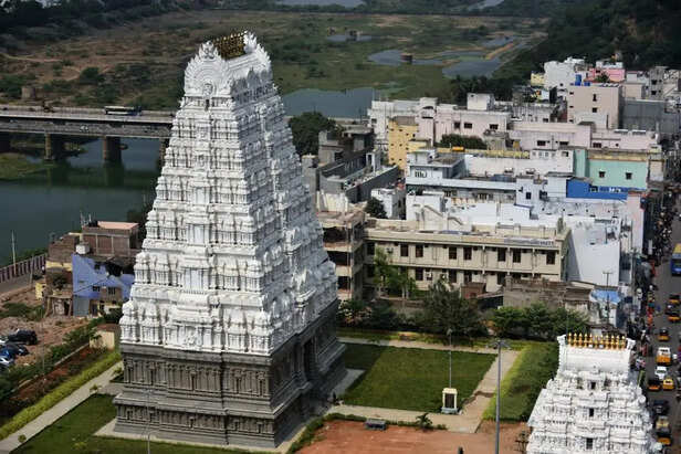 श्रीकालहस्ती मंदिर: इतिहास, समय, पहुंचने का तरीका