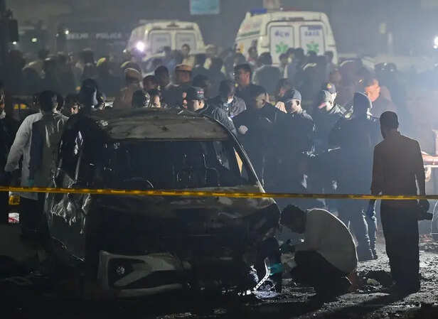 251111-india-explosion-mn-1207-34e0b9-796932