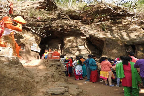 गुप्त महादेव, पचमढ़ी, मध्य प्रदेश, पर्यटन, 2021 | कैसे पहुंचे गुप्त महादेव,  गुफा, मंदिर, शिव, समय, करने के लिए चीज़ें, शुल्क - Tripinvites - TripInvites