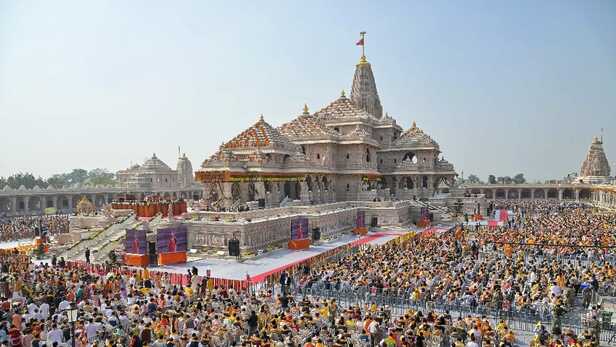 Up:सिद्धि में बदला सदियों का संघर्ष...पूरी हुई कामना, फैसले से प्राण  प्रतिष्ठा तक राम मंदिर का गौरवशाली सफर - Ram Mandir Flag Hoisting Shri Ram  Temple Glorious Journey ...