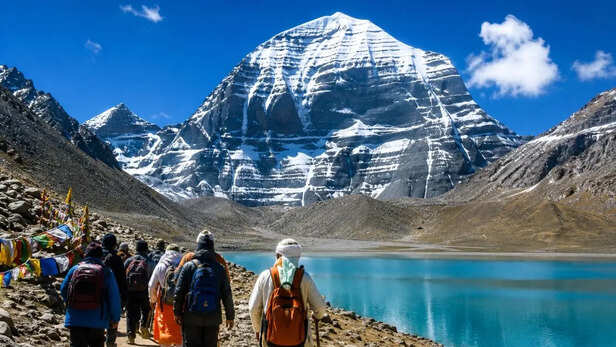 कैलाश मानसरोवर यात्रा 2026: श्रद्धालुओं के लिए बड़ा अपडेट, ऑनलाइन आवेदन  शुरू, जानें पूरा शेड्यूल और नियम - Kailash Mansarovar Yatra 2026 Update  Devotees—online ...