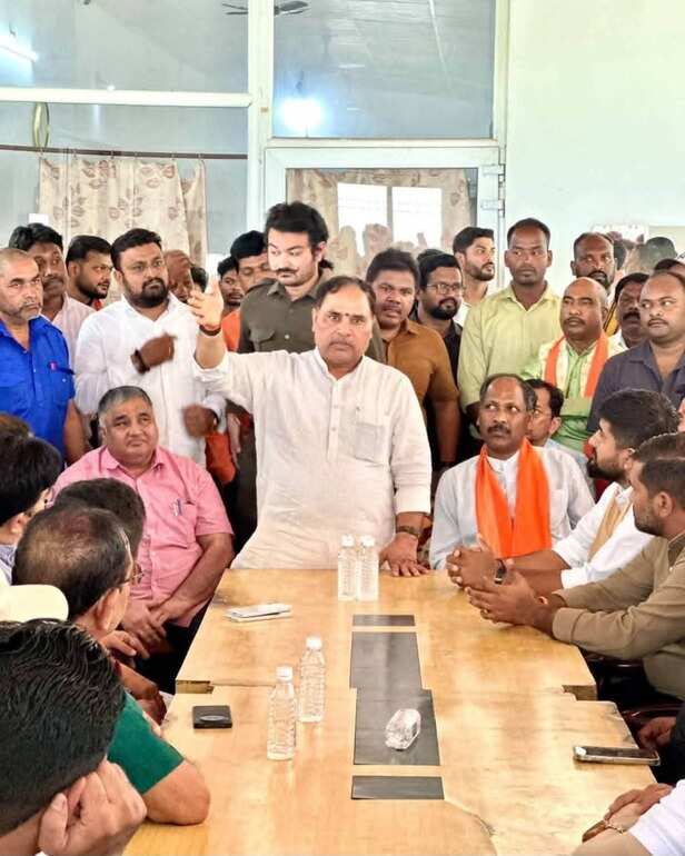 जशपुर पहुंचे कर्मवीर सिंह