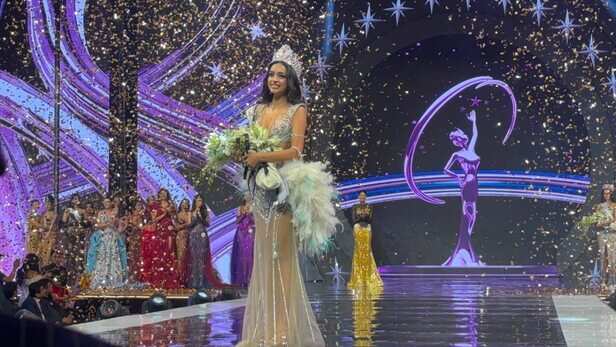 Miss Universe India 2026: केरल की केजिया लिज मेजो बनीं मिस यूनिवर्स इंडिया  2026, ताज पहनकर हुईं भावुक - kaziah liz mejo from kerala crowned miss  universe india 2026 inside photos tmovf - AajTak