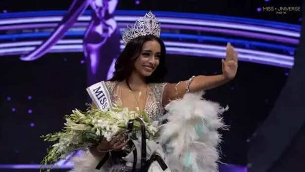 Miss Universe India 2026 Winner: मिस यूनिवर्स इंडिया बनीं केरल की काज़िया लिज़  मेजो, 19 की उम्र में करेंगी देश का प्रतिनिधित्व