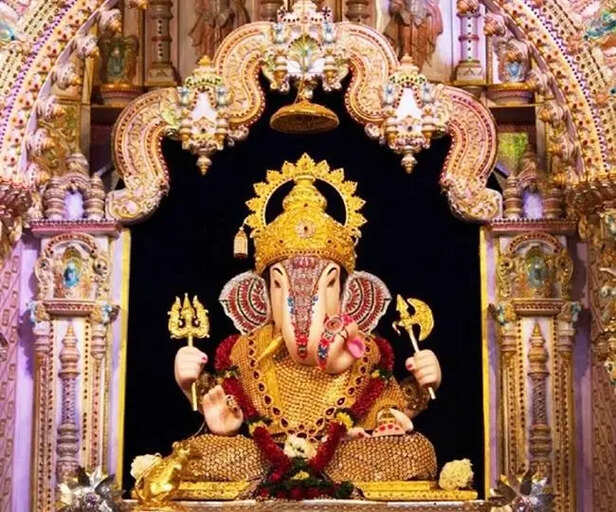 गणेशोत्सव के दौरान जरूर करें बप्पा के इन मंदिरों के दर्शन, कट जाएंगे सारे  कष्ट - Ganesh Chaturthi 2024 visit these temples of ganesha ji know the  Interesting Facts mythology story Shree