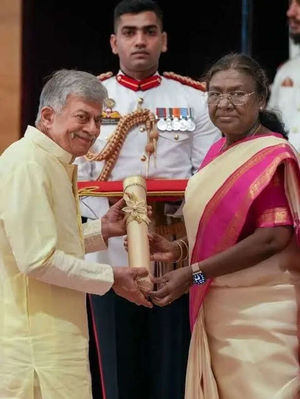 ANANT NAAG