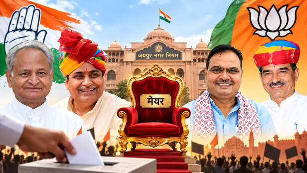 ताजपोशकी की बारी