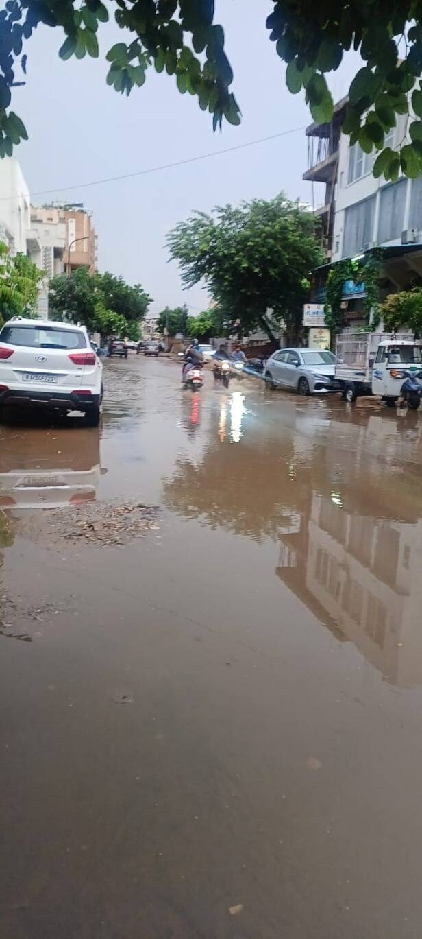निगम चुनाव के बीच बारिश ने दिखाई नगरीय व्यवस्था की पोल