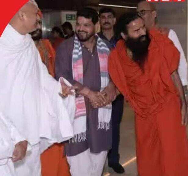 बृज भूषण शरण सिंह और बाबा रामदेव के बीच समझौता।